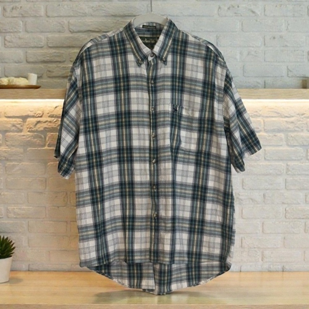 Knights of Round Table Shirt Mens M White Plaid Short Sleeve Button Down Cotton